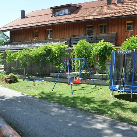 In Mit Grosser Terrasse Apartment